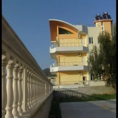 Hotell Vila Bregdeti 3*