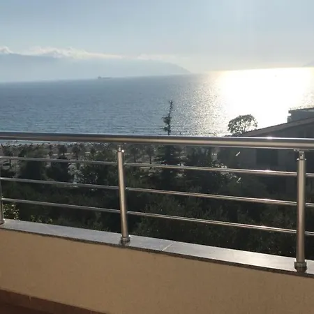 Vila Bregdeti Hotell Vlorë
