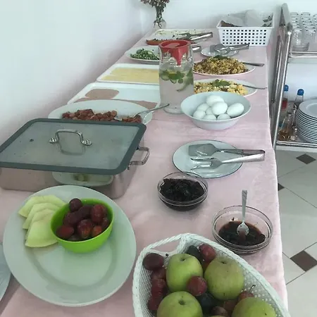 Vila Bregdeti Vlorë